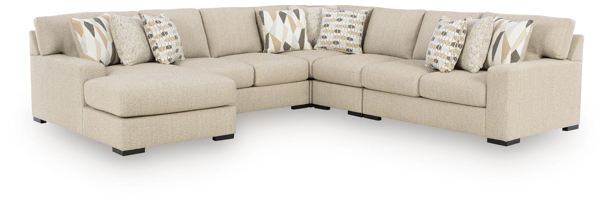 Laurelgrove Sectional with Chaise
